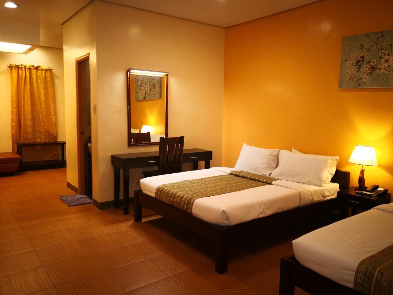 Sea Garden Resort Iloilo Pavia Exterior foto